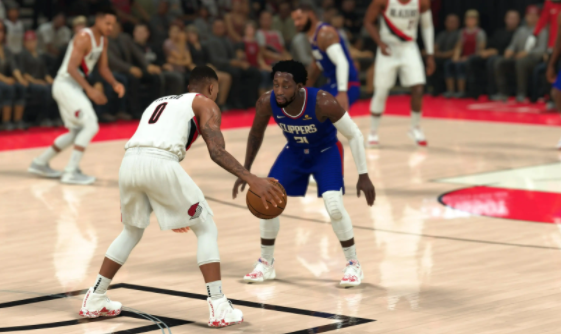 NBA2K22抢篮板是哪个键